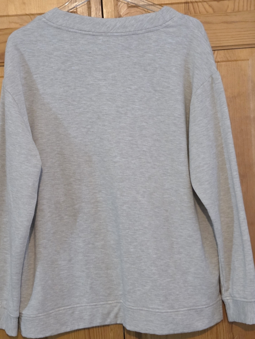 Orvis Women’s L‎ V-neck Sweatshirt Modal Long Sleeve Airport Chic - Picture 5 of 5